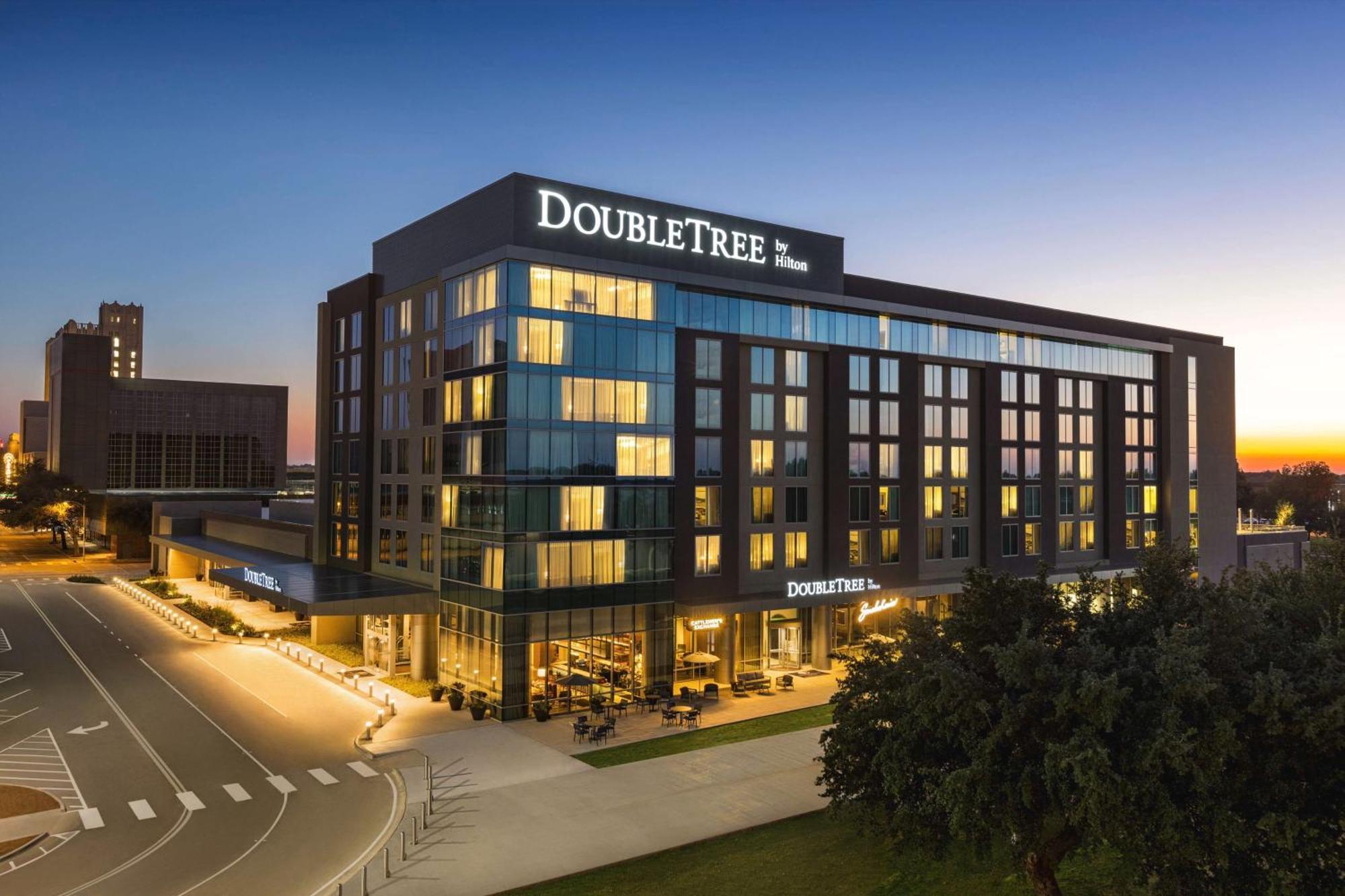 Doubletree By Hilton Abilene Downtown Convention Center Hotel Exterior photo